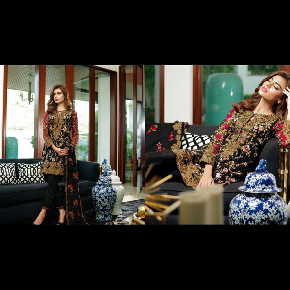 MINA HASSAN ORIGINAL